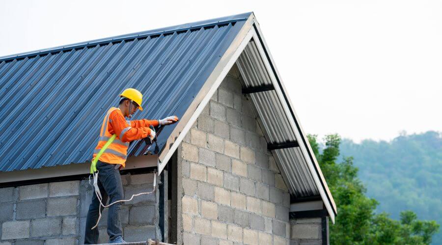 Expert new roof installation services in Middletown, IN